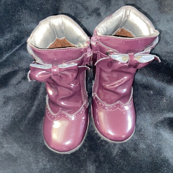 Purple leather baby boots - Picture 1 of 3